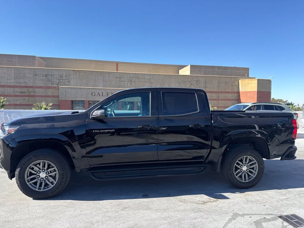 Used 2024 Black Chevrolet LT image 8