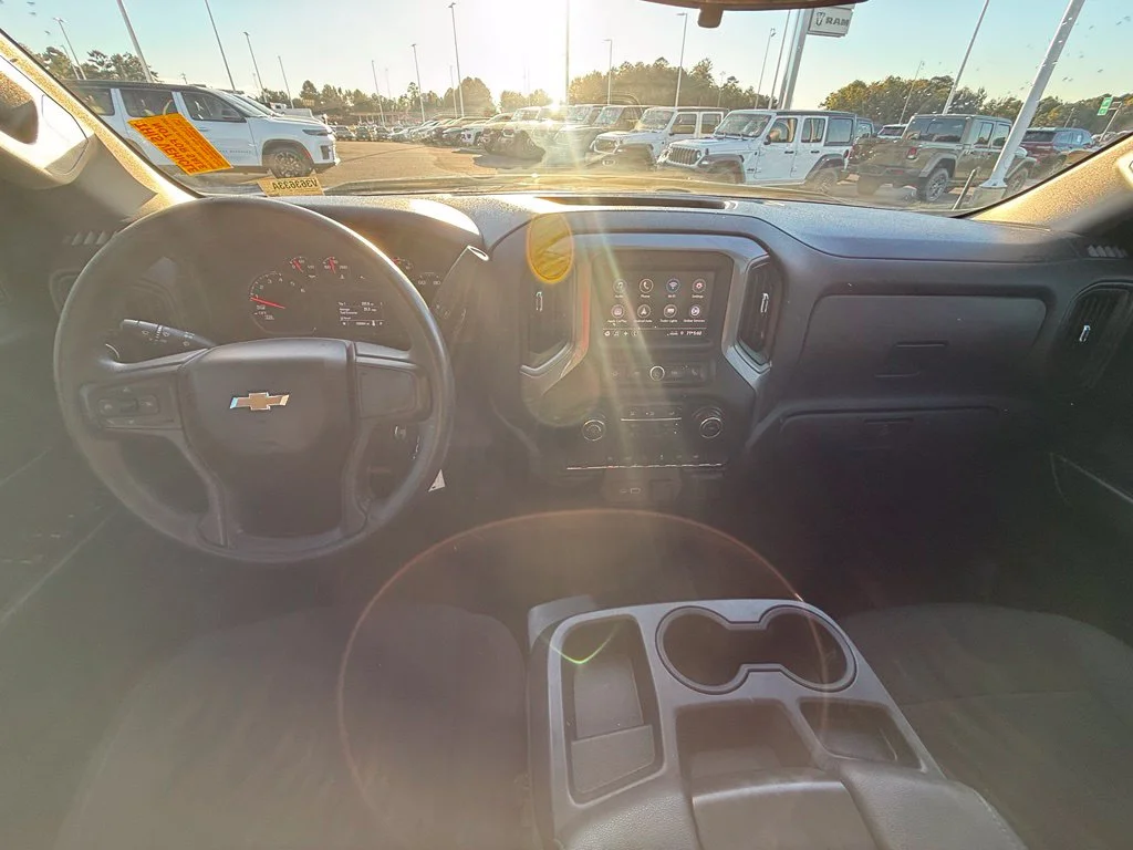 Used 2021 Gray Chevrolet Custom image 9
