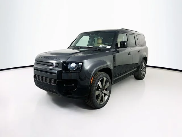 2026 Land Rover Defender 130 X P400's photo