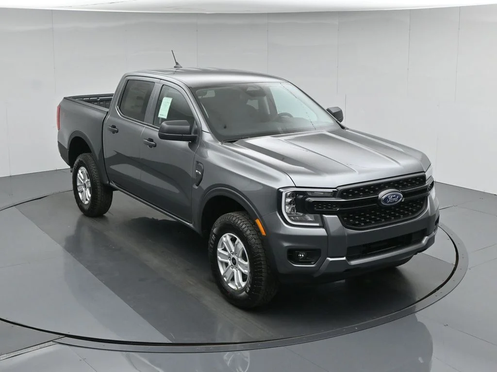 New 2026 Gray Ford XL image 38