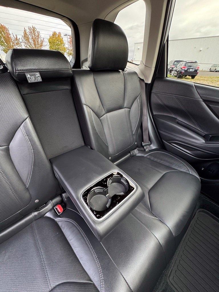 Used 2019 Ice Silver Metallic Subaru Touring image 27