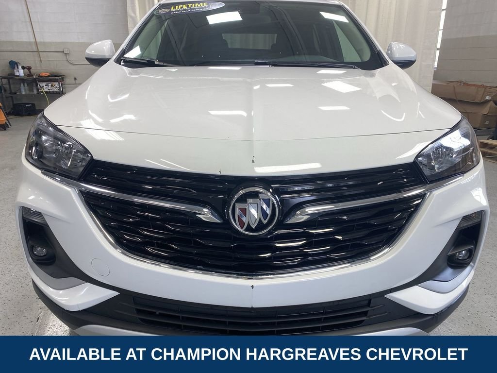 Used 2023 Summit White Buick Preferred image 39