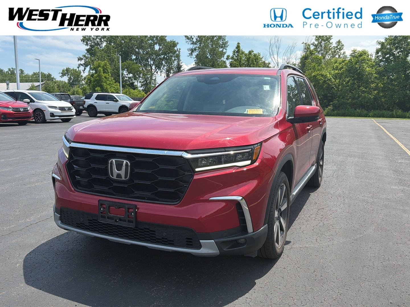 2024 Honda Pilot Touring AWD's photo
