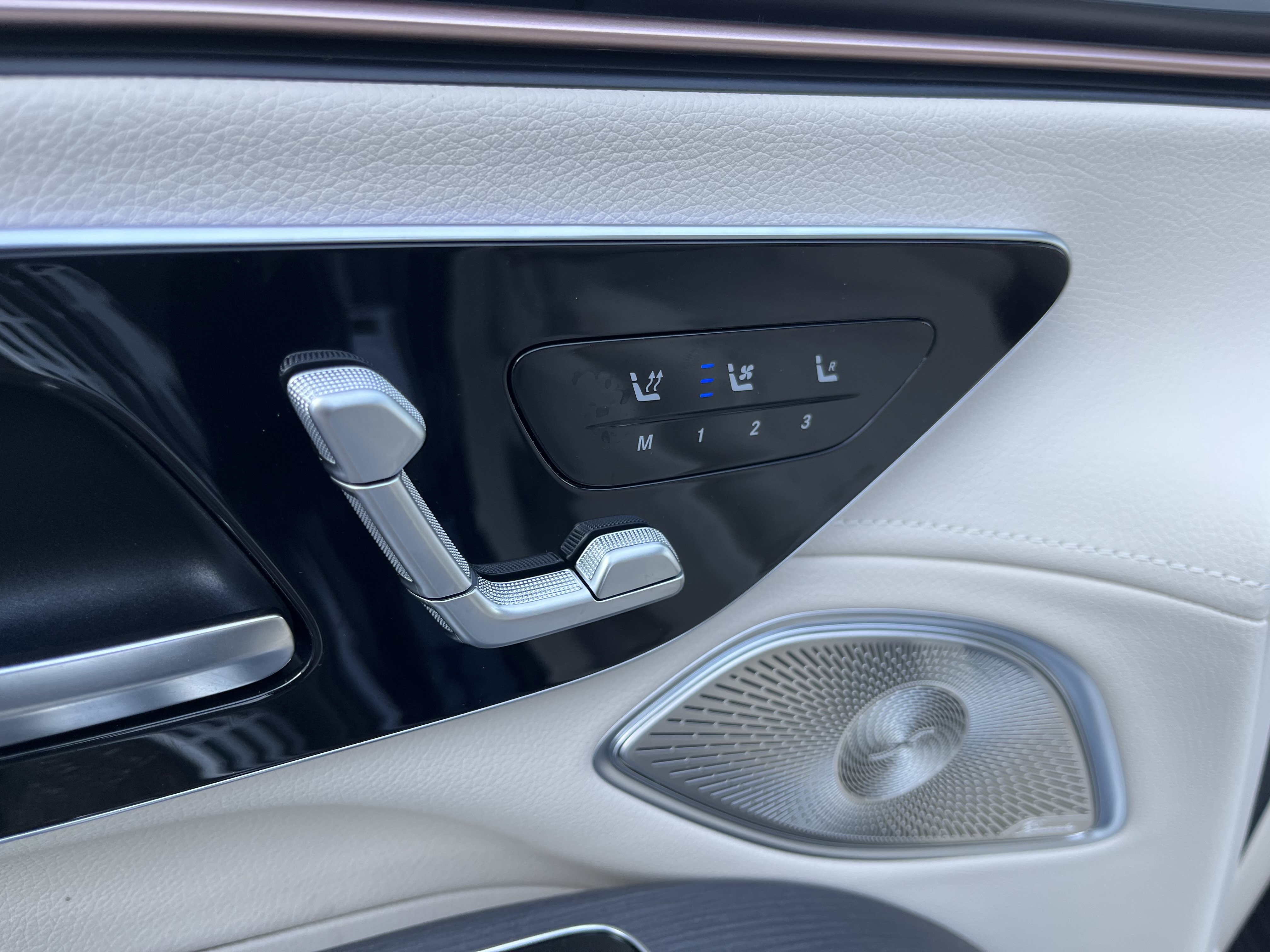 New 2026 Twilight Blue Metallic Mercedes-Benz EQS 400 image 14