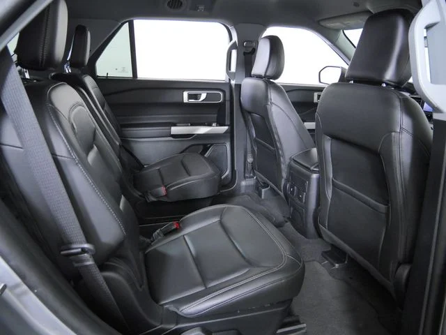 Certified Used 2024 Silver Ford XLT image 13