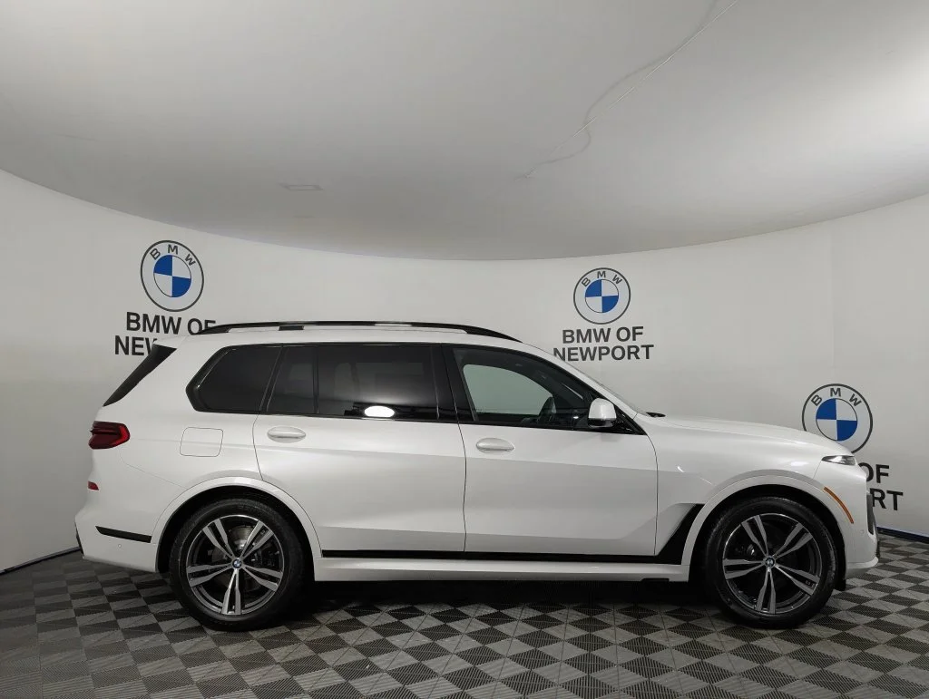New 2027 White BMW xDrive40i image 5
