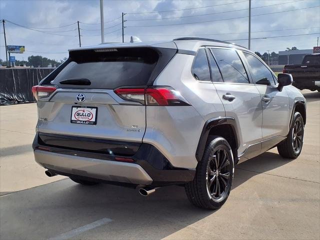 Certified Used 2022 SILVER SKY METALLIC Toyota  image 6