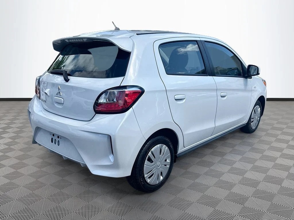 Used 2024  Mitsubishi ES image 6