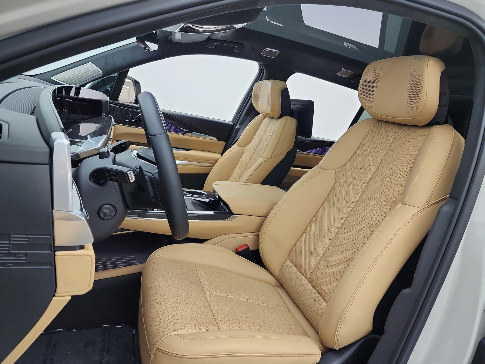 Used 2026 Sandstone Cadillac Premium Luxury image 10