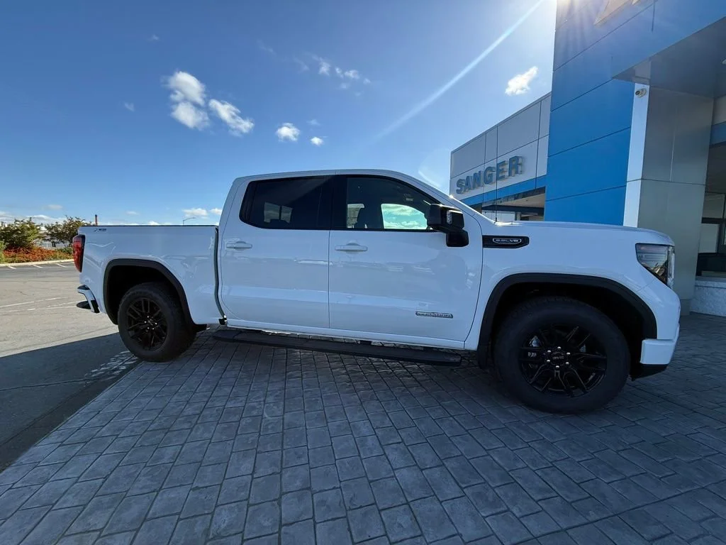 New 2026 Summit White GMC Elevation image 8