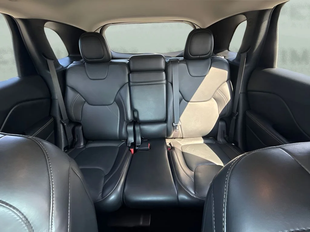 Used 2015 Black Jeep Limited image 10
