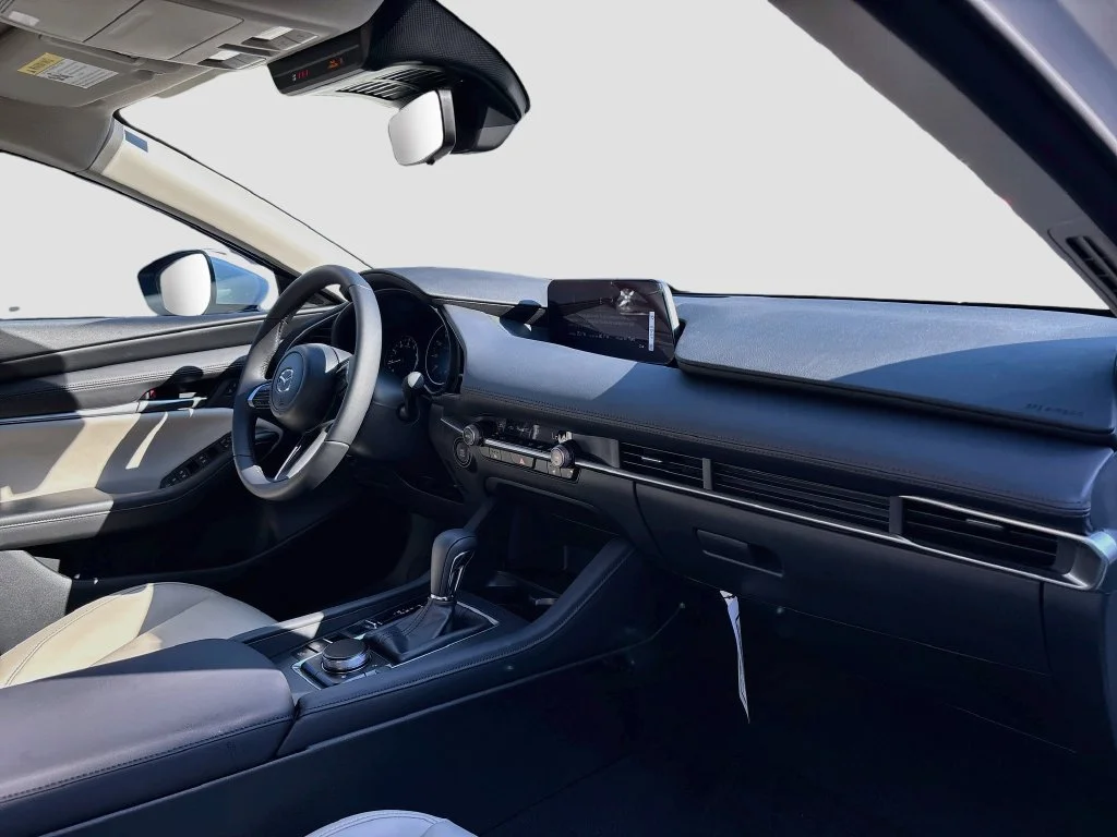 New 2026 Snowflake White Pearl Mazda 2.5 S Preferred image 29