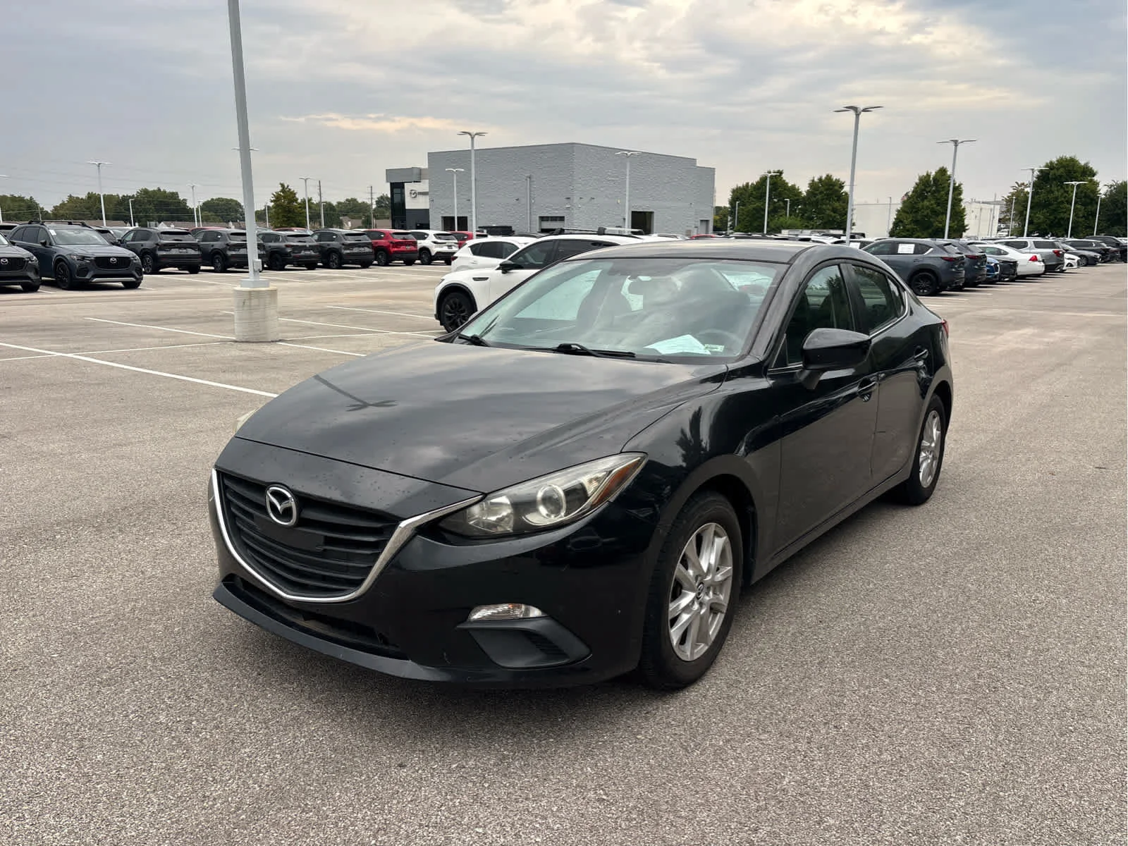 Used 2016 Mazda MAZDA3 i Sport with VIN JM1BM1U70G1284616 for sale in Kansas City