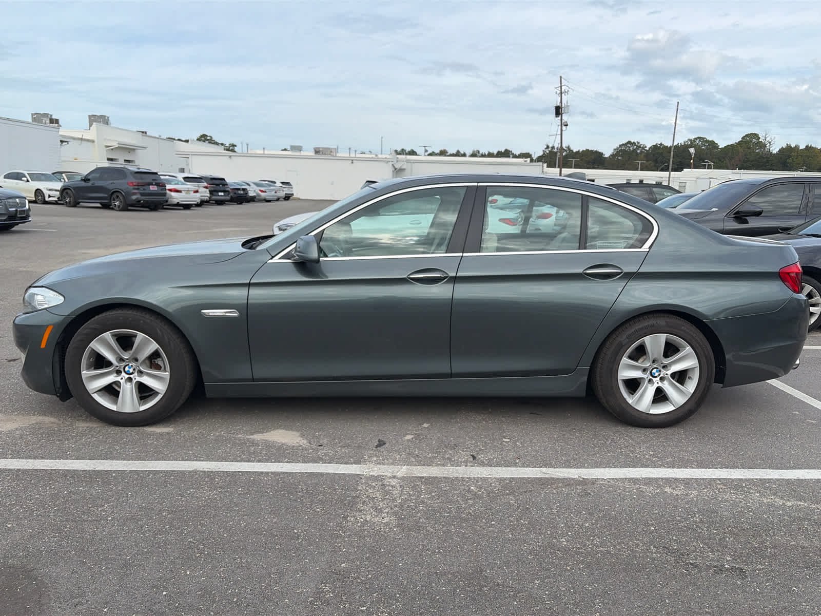 Used 2012 GRAY BMW 528i image 4