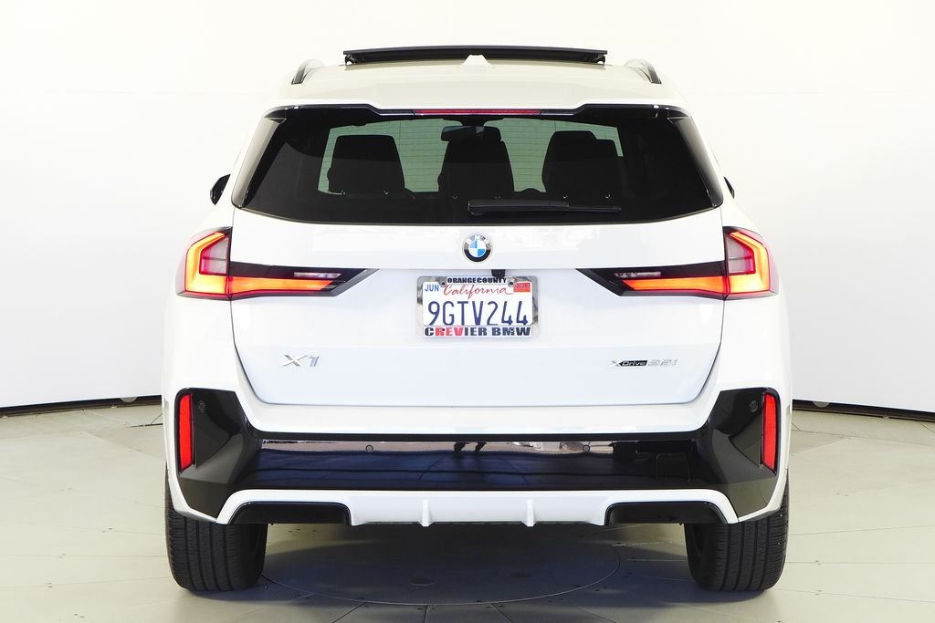 Used 2023 Alpine White BMW xDrive28i image 8