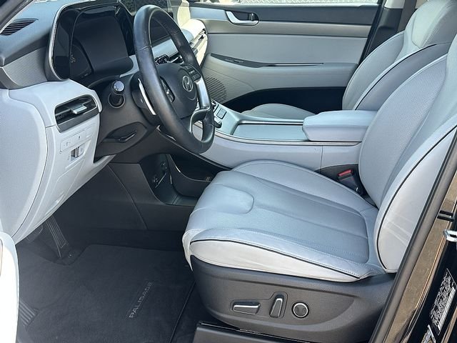 Used 2024 Black Hyundai SEL image 20