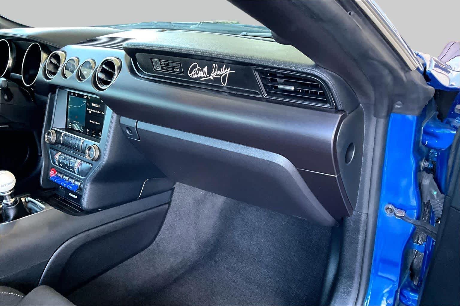 Used 2017 Blue Ford Shelby GT350 image 16