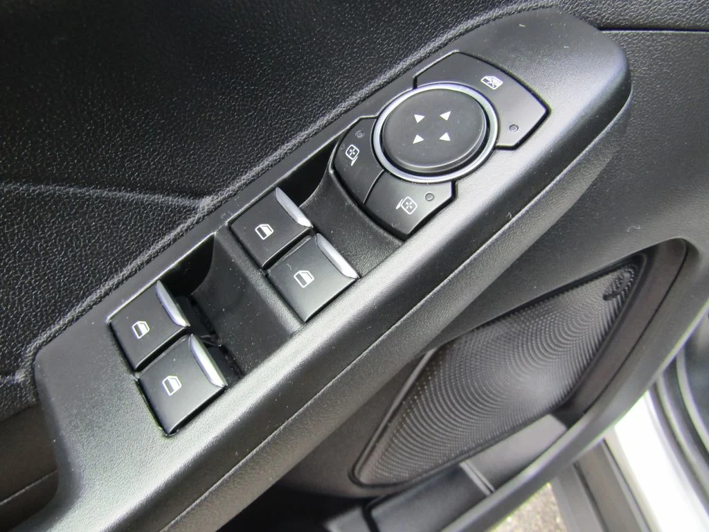 2023 Ford Escape ST-Line - Photo 21