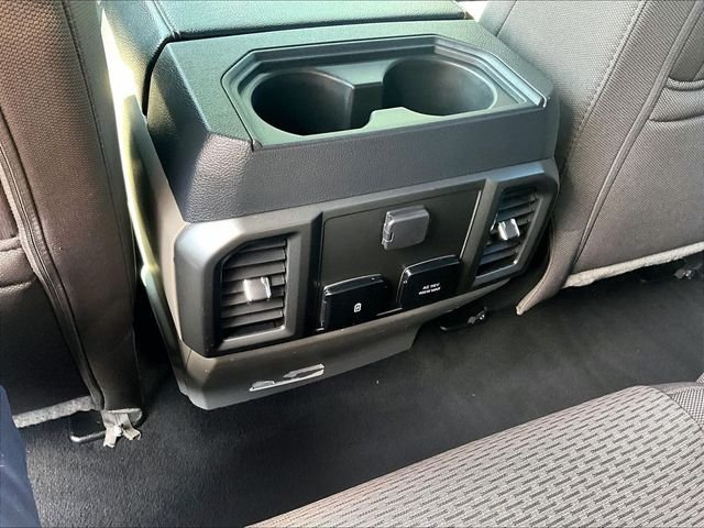 Used 2022 Silver Ford XLT image 28
