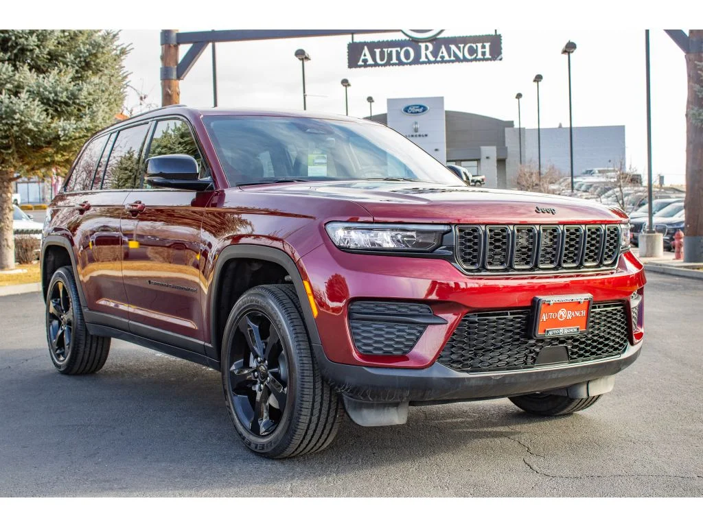 New 2025 Velvet Red Pearlcoat Jeep Altitude X image 2