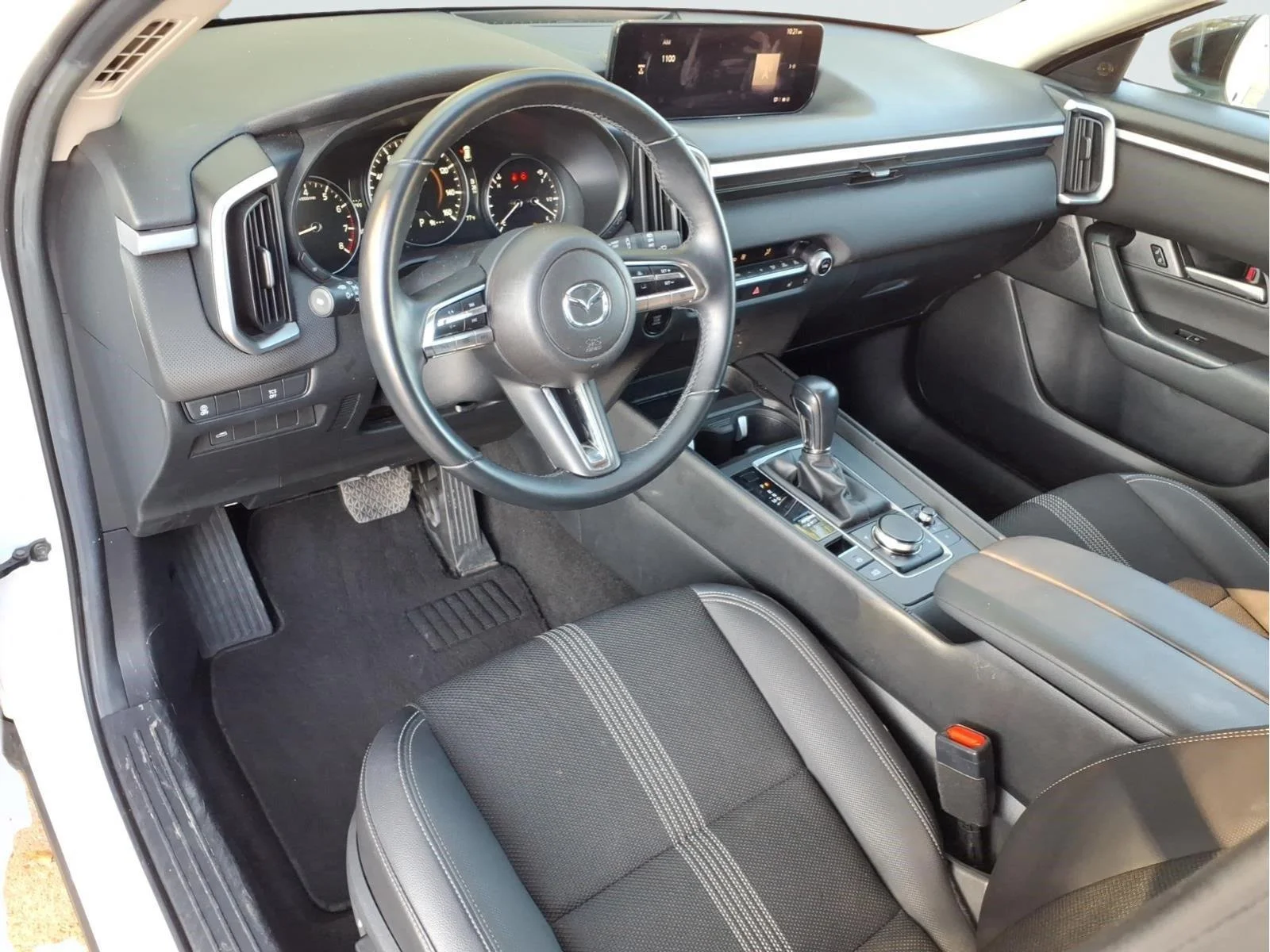 Used 2025 White Mazda 2.5 S Preferred Package image 17