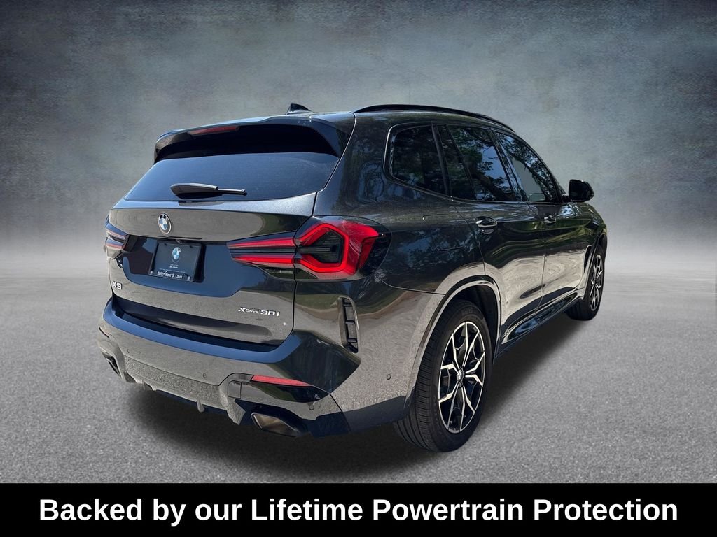 Used 2023 Gray BMW xDrive30i image 6