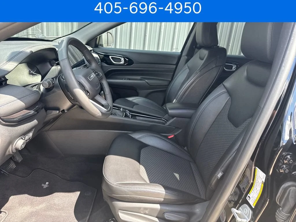 Pre-Owned 2026 Jeep Compass Latitude Altitude