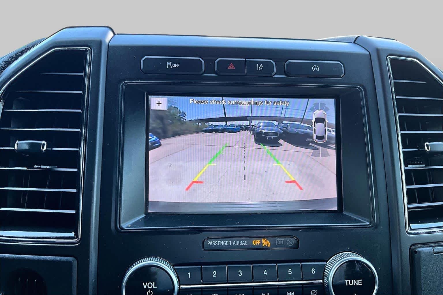 Used 2019 Magnetic Ford Limited image 29