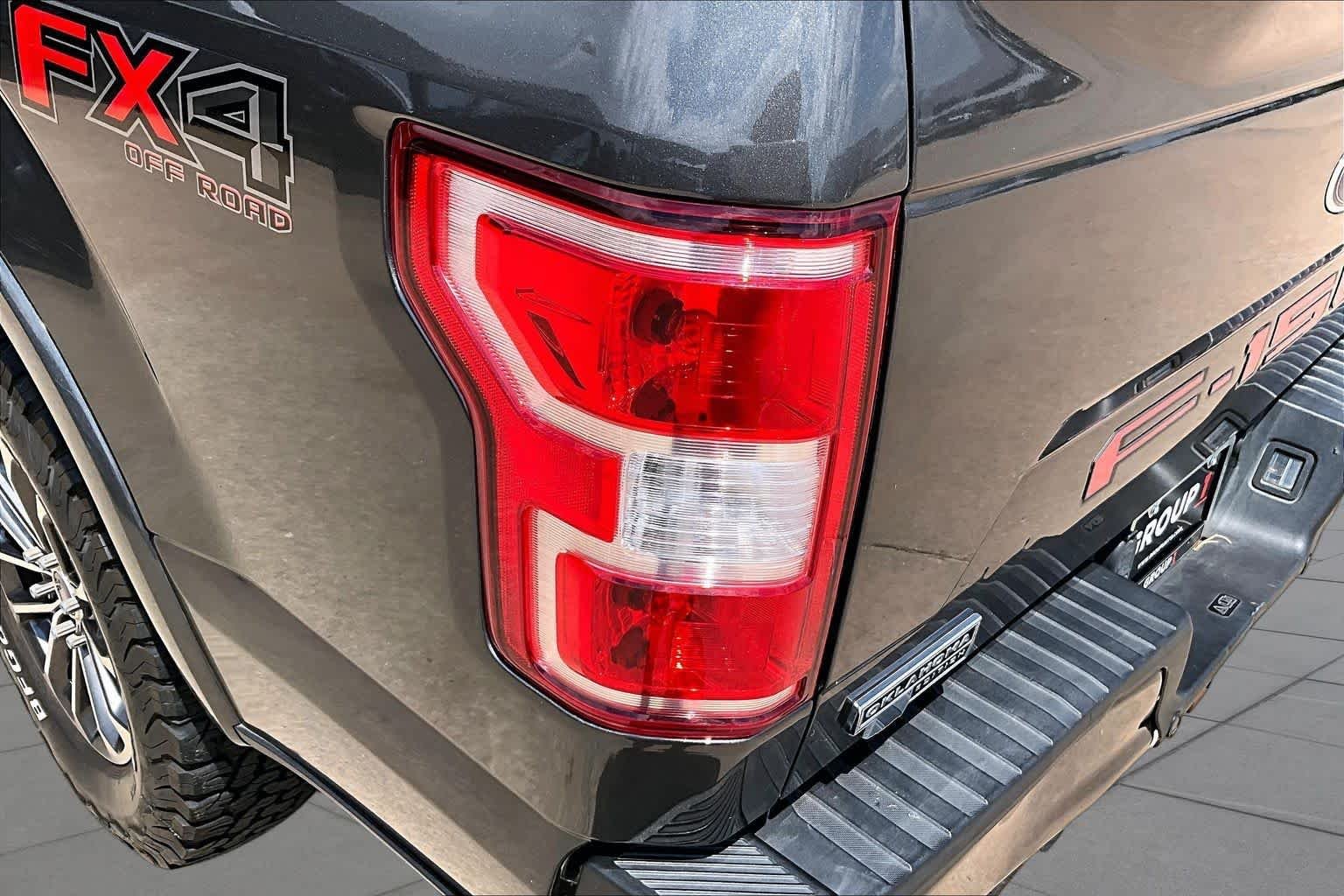 Used 2018 Magnetic Metallic Ford XLT image 28