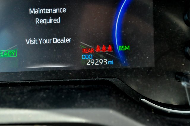 Used 2023 White Toyota LE image 28