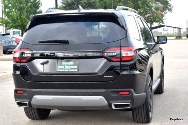 New 2026 Crystal Black Pearl Honda AWD Touring Blackout image 3