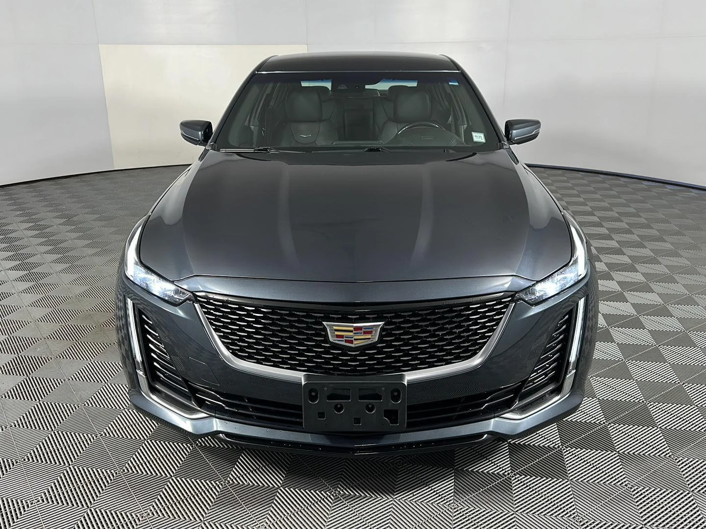 Used 2021 Shadow Metallic Cadillac Premium Luxury image 23