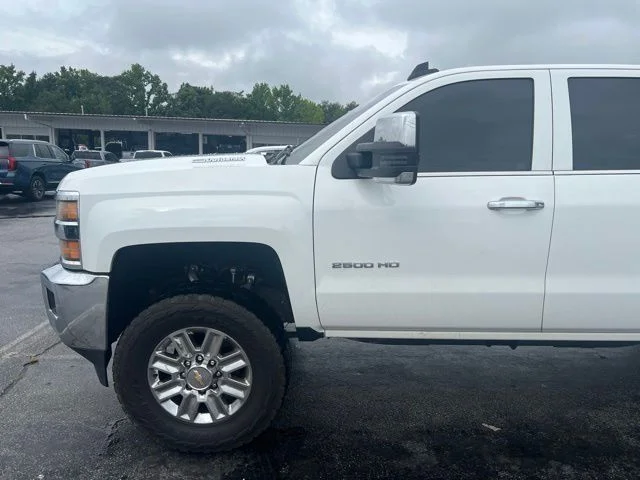 Used 2016 White Chevrolet LTZ image 9