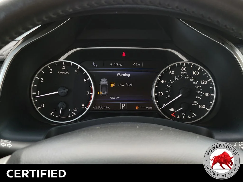 Used 2018 Gray Nissan Platinum image 36