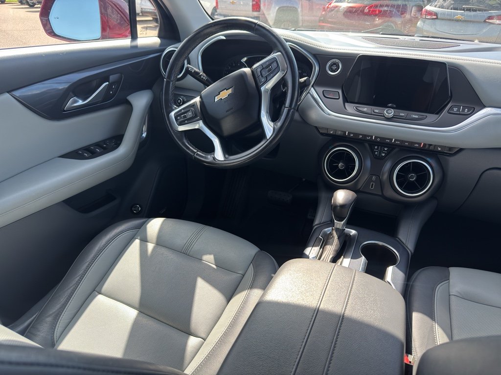 Used 2019 Cajun Red Tintcoat Chevrolet Base w/3LT image 18