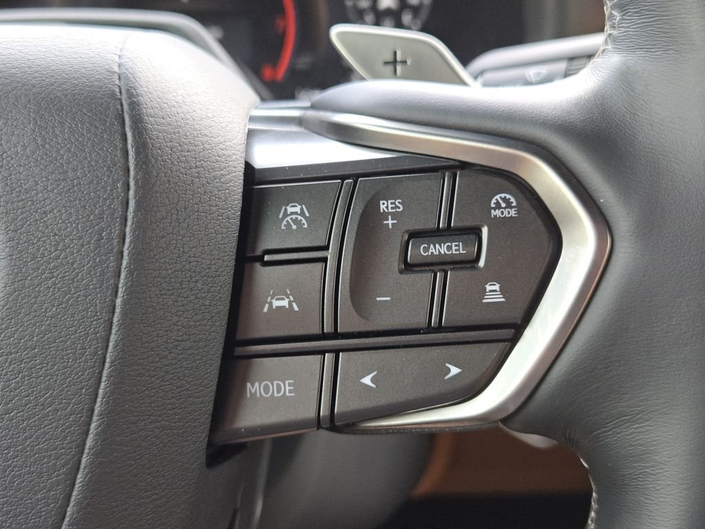 Certified Used 2026 EMINENT WHITE PEARL Lexus 700h Luxury image 28