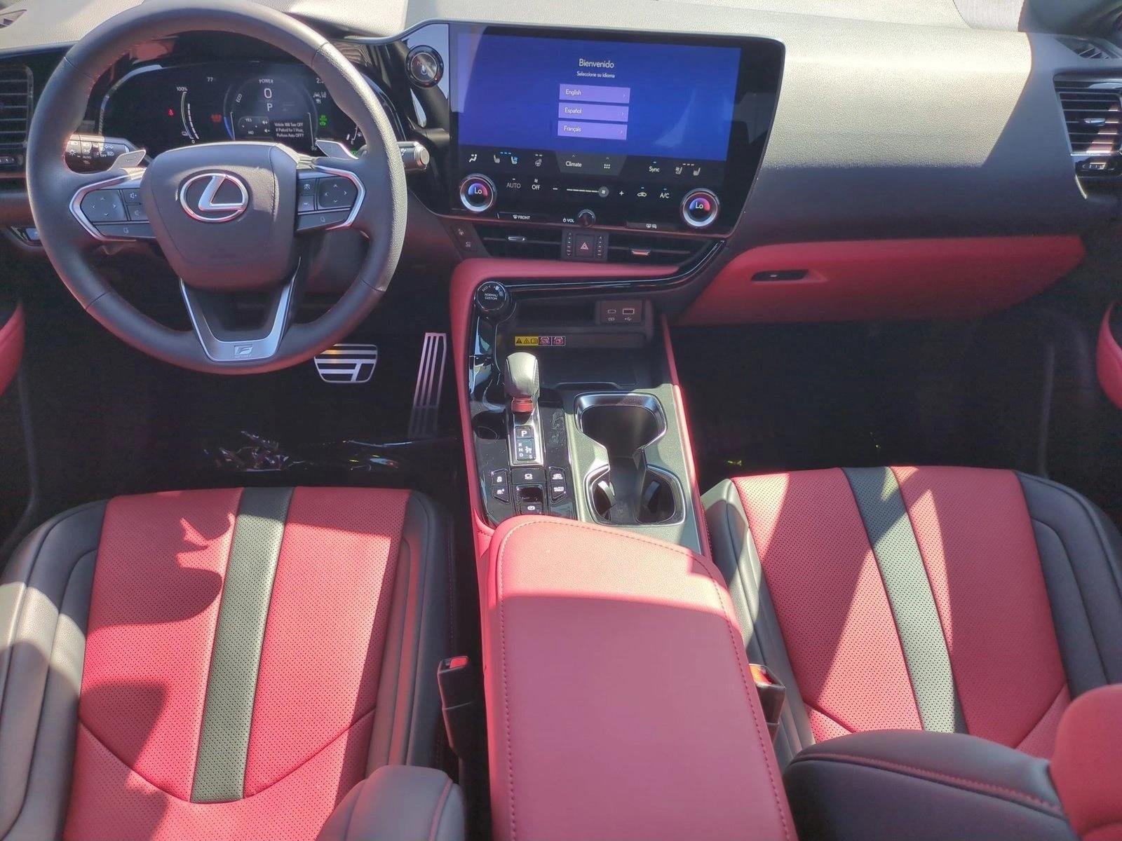 2025 Lexus NX - Photo 14