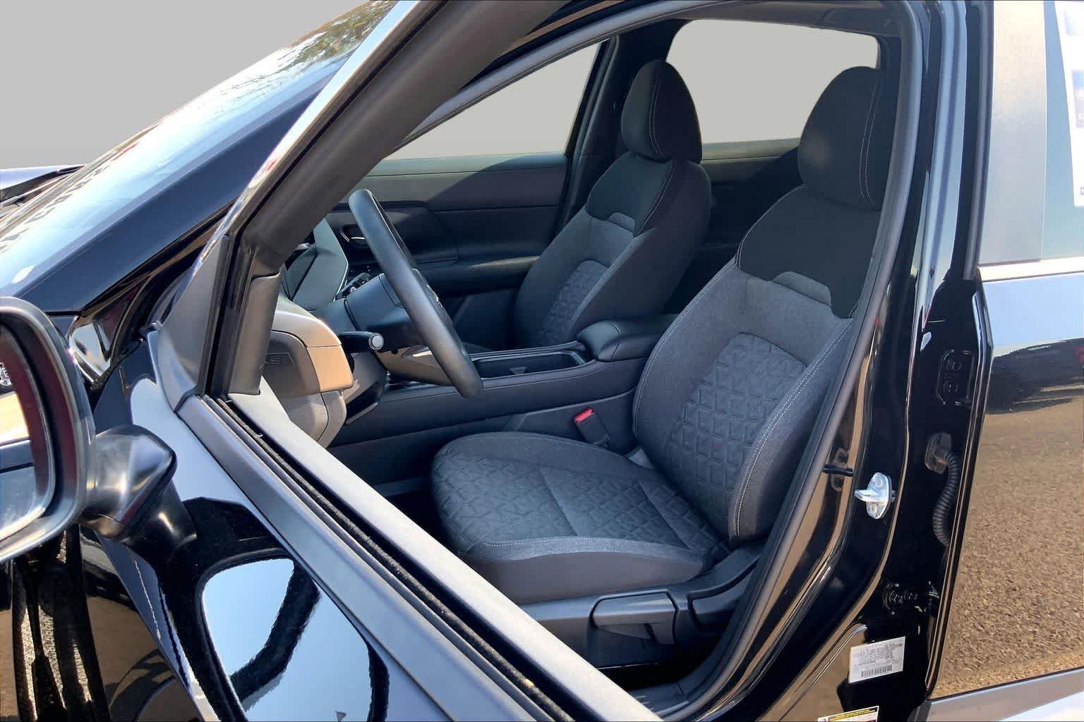Used 2025 Super Black Nissan SV image 8