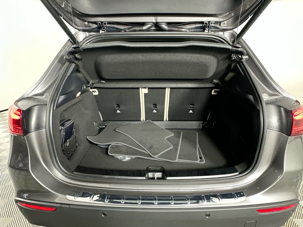 New 2026 Mountain Grey Metallic Mercedes-Benz GLA 250 image 26
