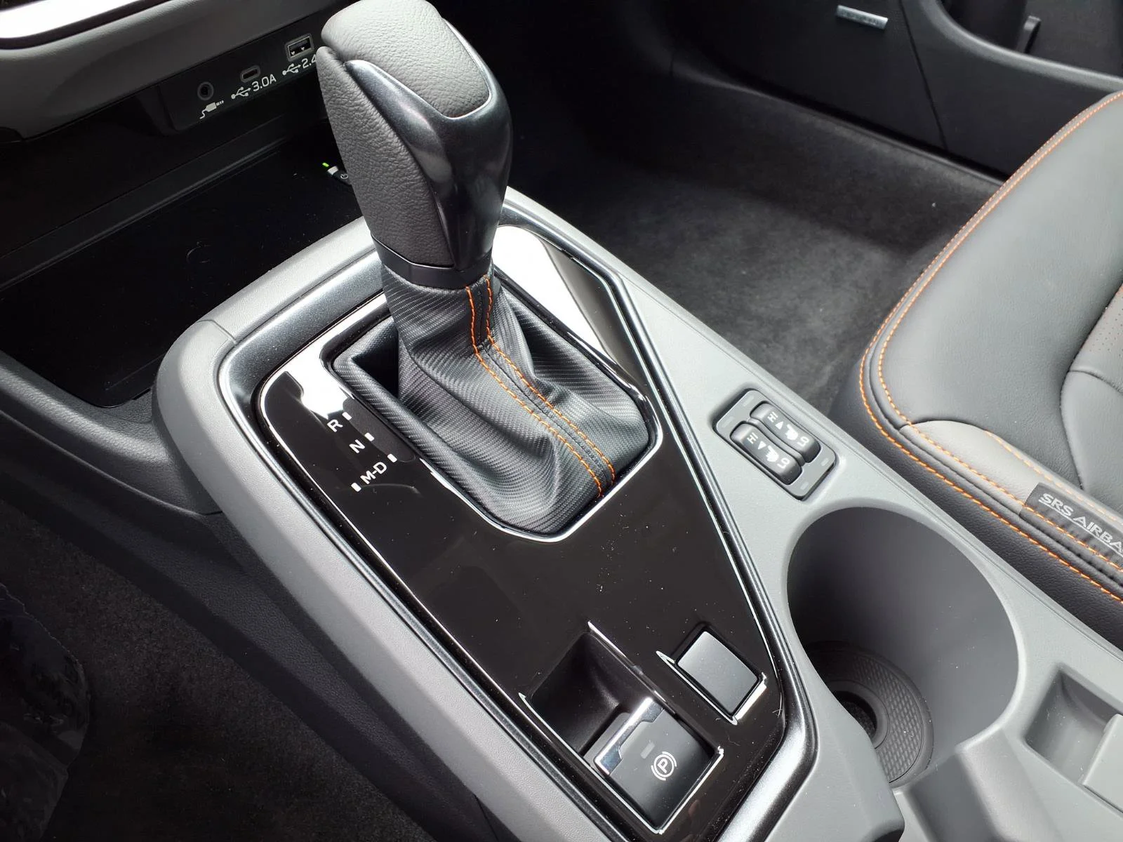 New 2026 MAGNETITE GRAY PEARL Subaru Limited image 5