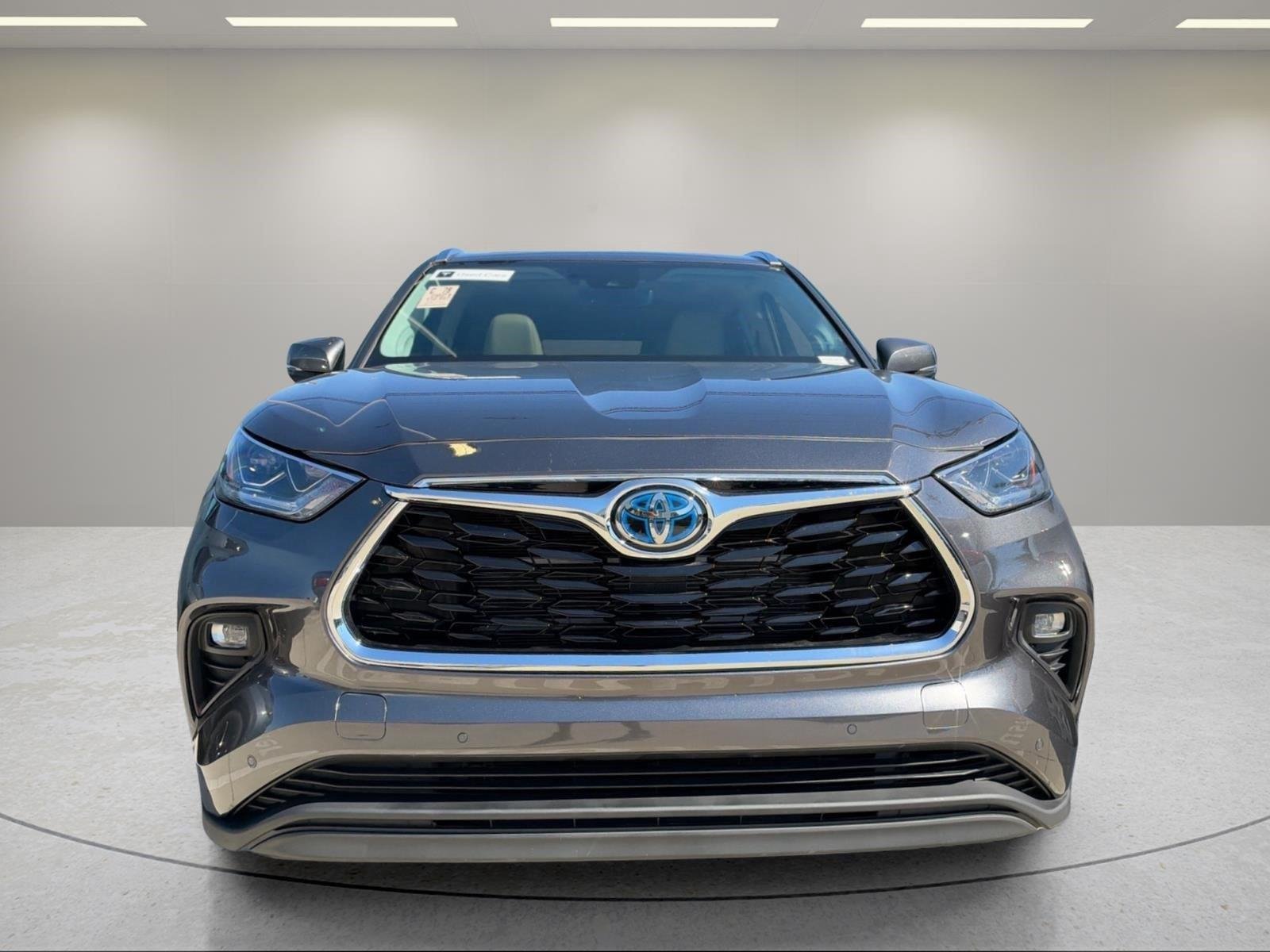 Used 2021 Magnetic Gray Metallic Toyota Hybrid Limited image 10