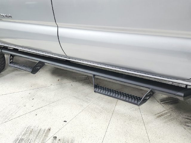 Used 2017 Silver Toyota SR5 image 39