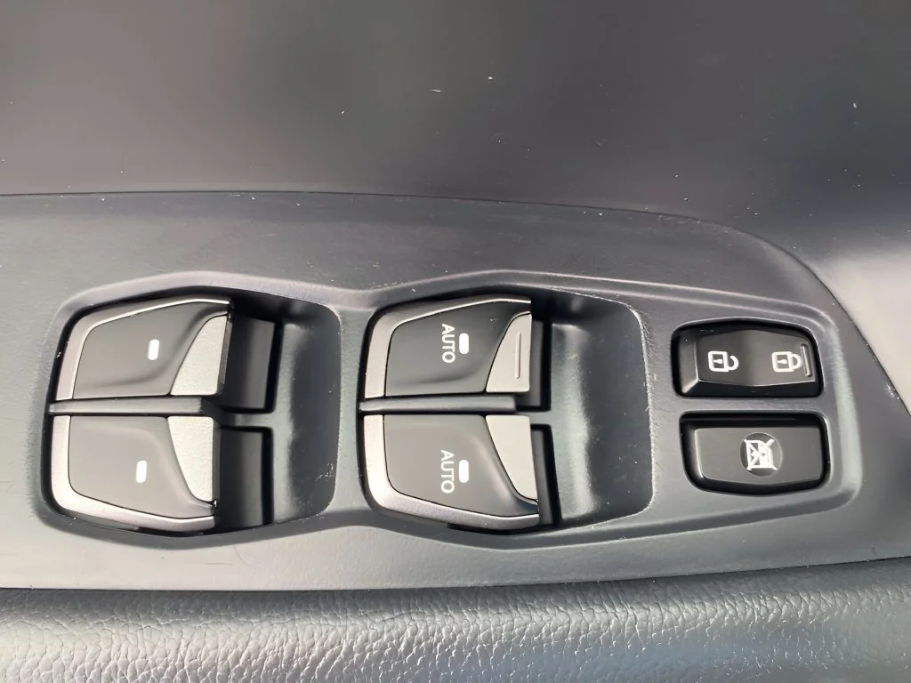 Used 2015  Hyundai  image 10