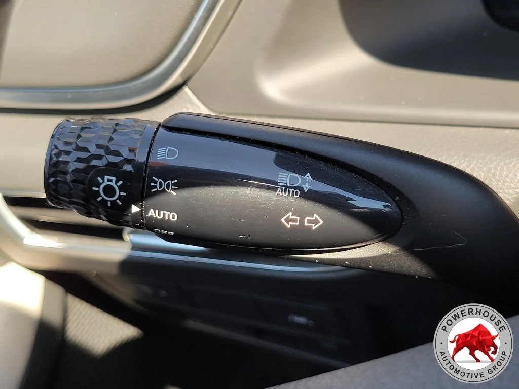 Used 2023 Black Hyundai SEL image 30