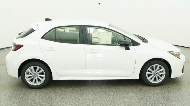 New 2027 Ice Cap Toyota SE image 14