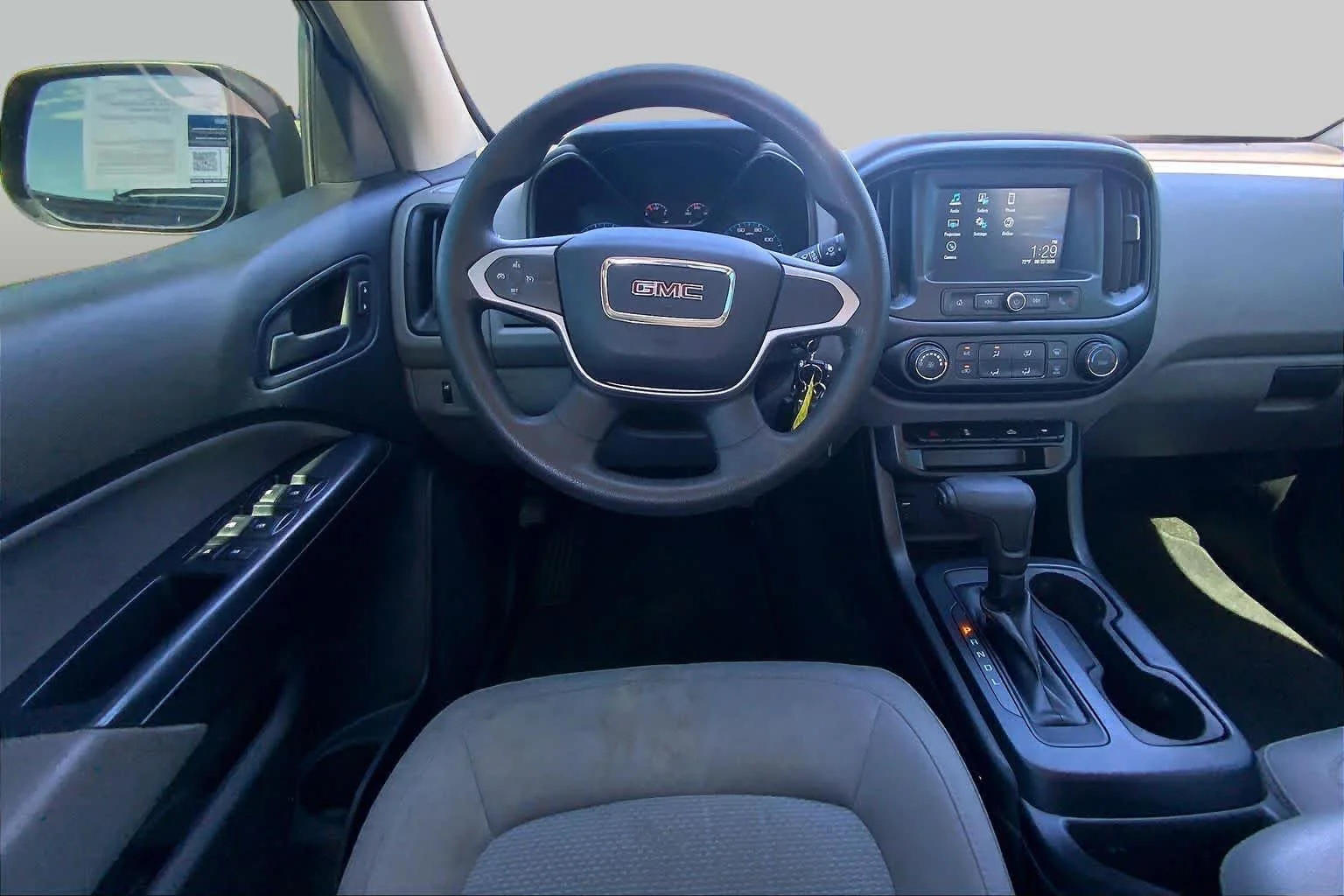 Used 2018 ONYX BLACK GMC 2WD image 6