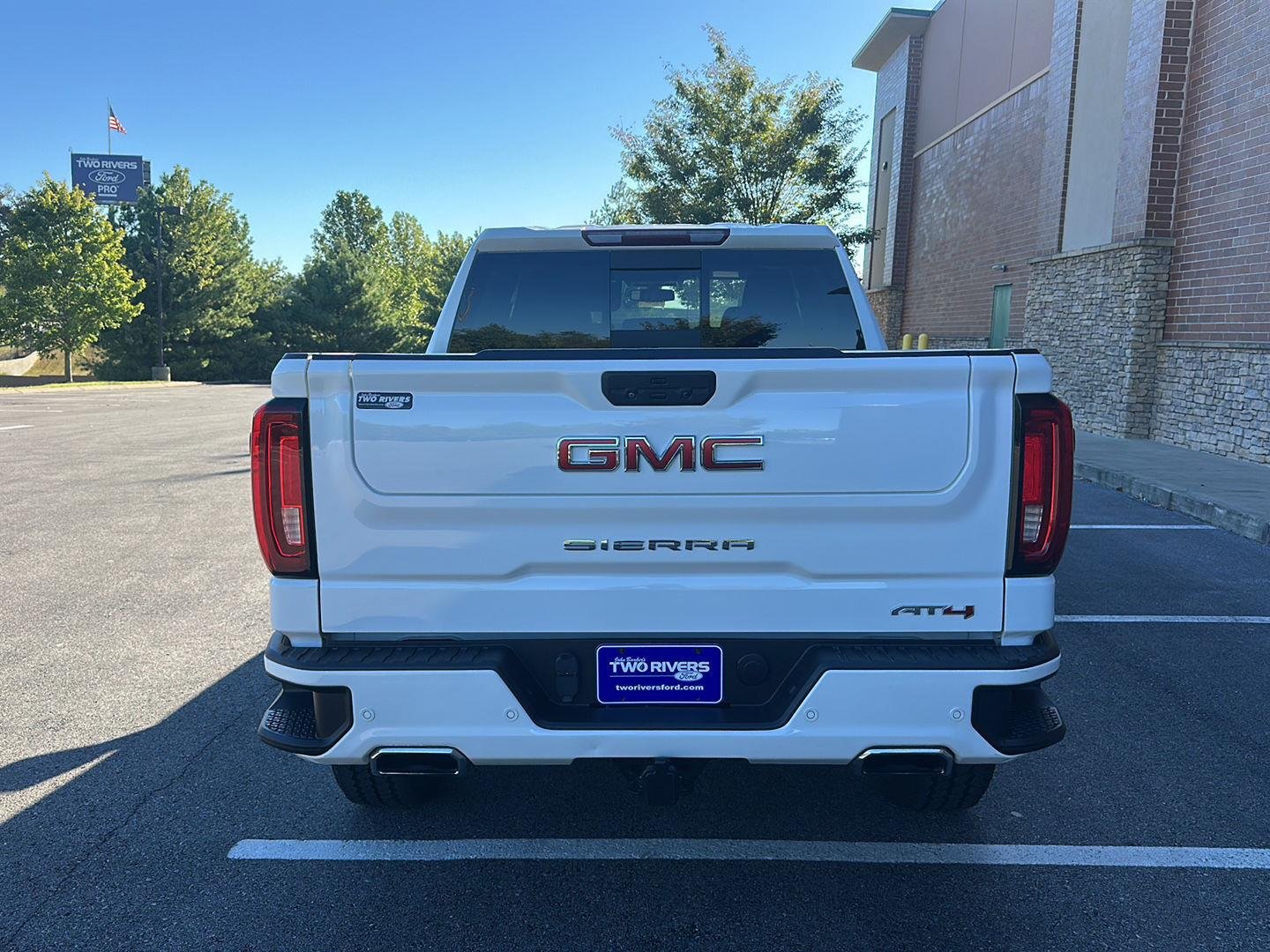 Certified Used 2021 Summit White GMC AT4 image 3