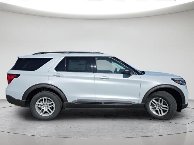 New 2026 Space White Metallic Ford Active image 22