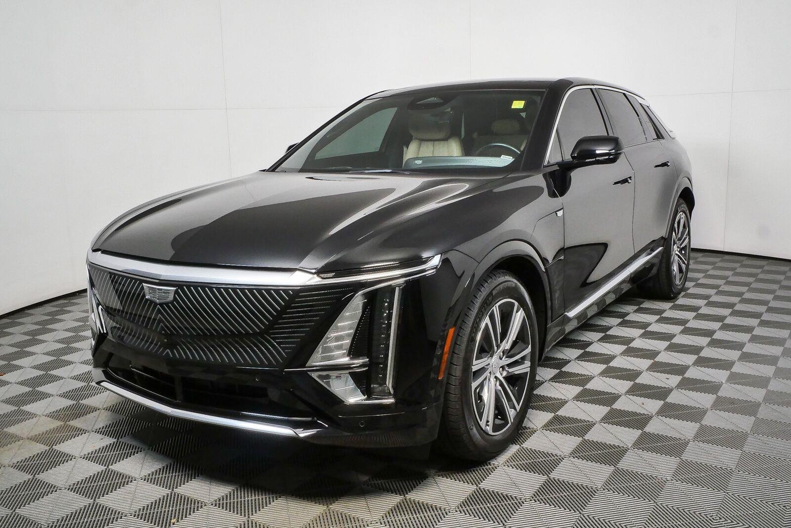 Certified Used 2024 Stellar Black Metallic Cadillac Luxury 3 image 23