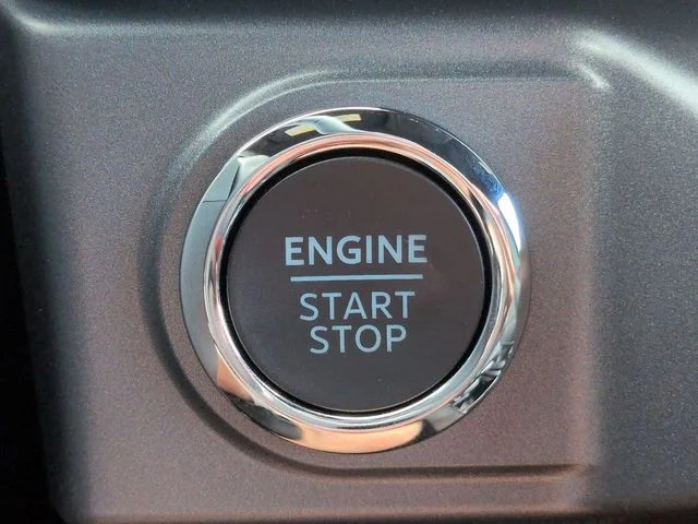 Used 2026 Gray Ford XLT image 32